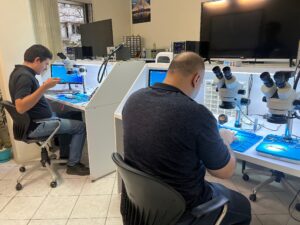 آموزش تعمیرات موبایل در سفیر صنعت